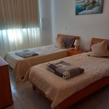 Lägenhet Beautiful 2 Bedrooms By The Pool