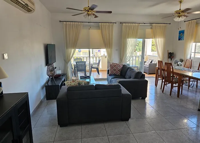 Apartmán Beautiful 2 Bedrooms By The Pool *